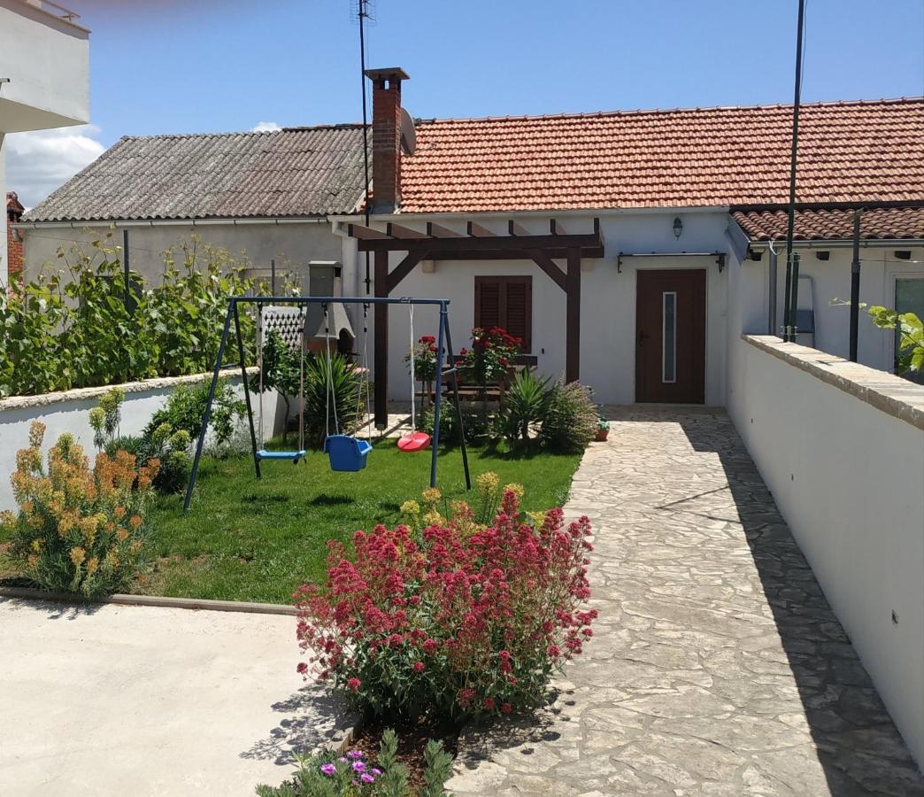Holiday Home Arbanase Задар Екстериор снимка